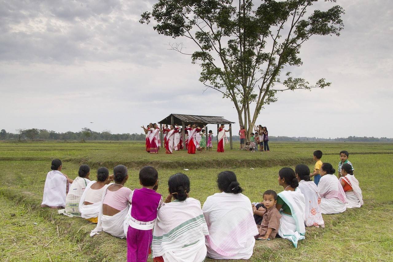 bihu dance india assam travel -tribal and folk dances of India