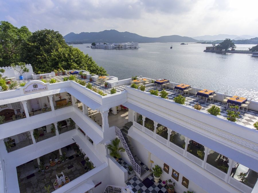 Udaipur Luxury hotel- Jagat Niwas 