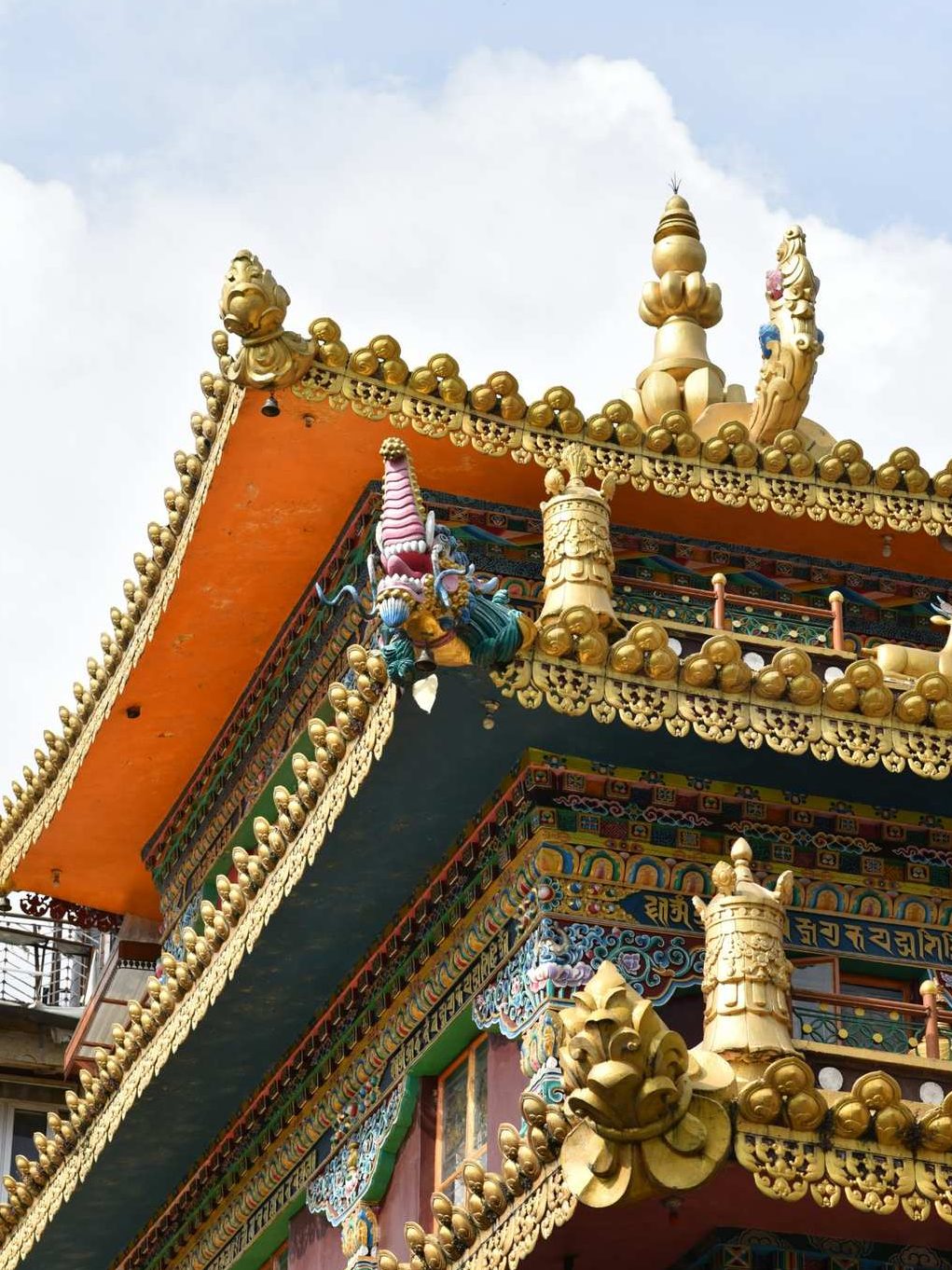 unique places to visit in India unique architecture of temple in India