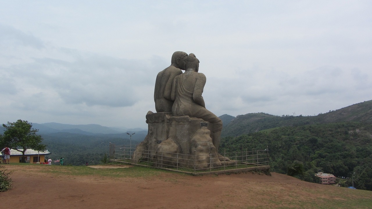 kerala idukki ramakkalmedu statue